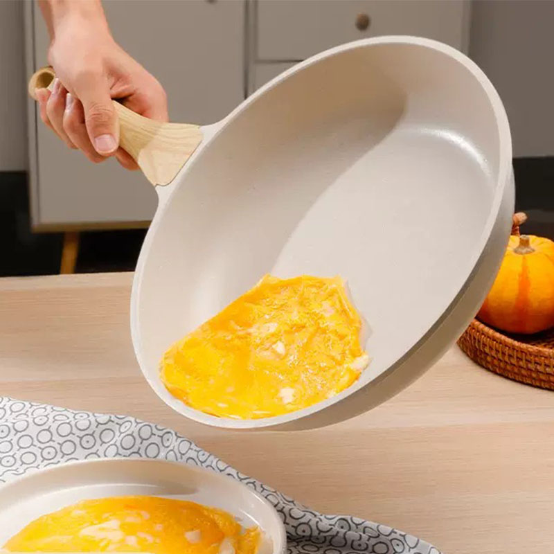 Wytrzymała patelnia wok z powł – Home Cooking Cookbook recenzja i cena